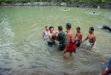 Petani Sawit Aceh Timur Meninggal Terjatuh ke Sungai