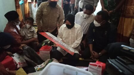 Menteri Sosial RI Kunjungi Ahli Waris Korban Banjir Di Aceh Timur