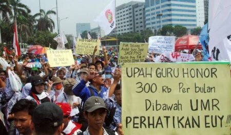 Siap-Siap Bakal Dihapus Tahun Depan! Ini Kriteria Tenaga Honorer yang Bakal Diangkat jadi PNS dan PPPK