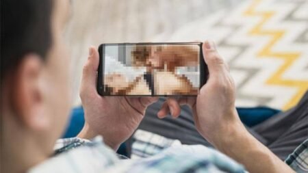 Tak Ada Angin Tak Ada Hujan Suami Jadi Tki Dikirimi Video Porno Istri Dengan Selingkuhan