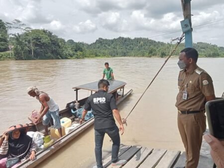 Warga Enam Desa di Aceh Timur ‘Terisolasi’ Karena Rakit Penyeberangan Rusak, Kapan Jembatan Dibangun?