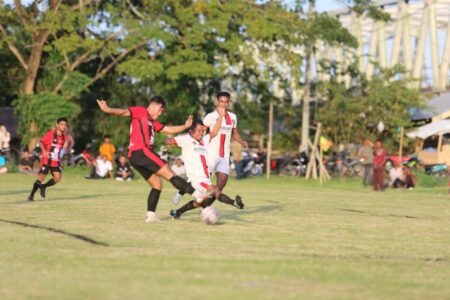 Laga Persahabatan Al-Farlaky FC dan Dek Pan FC Berakhir Imbang 1-1