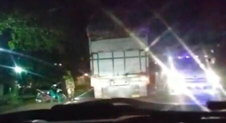 Senter Dan Pakaian Loreng, Sopir Truk Aceh Resah