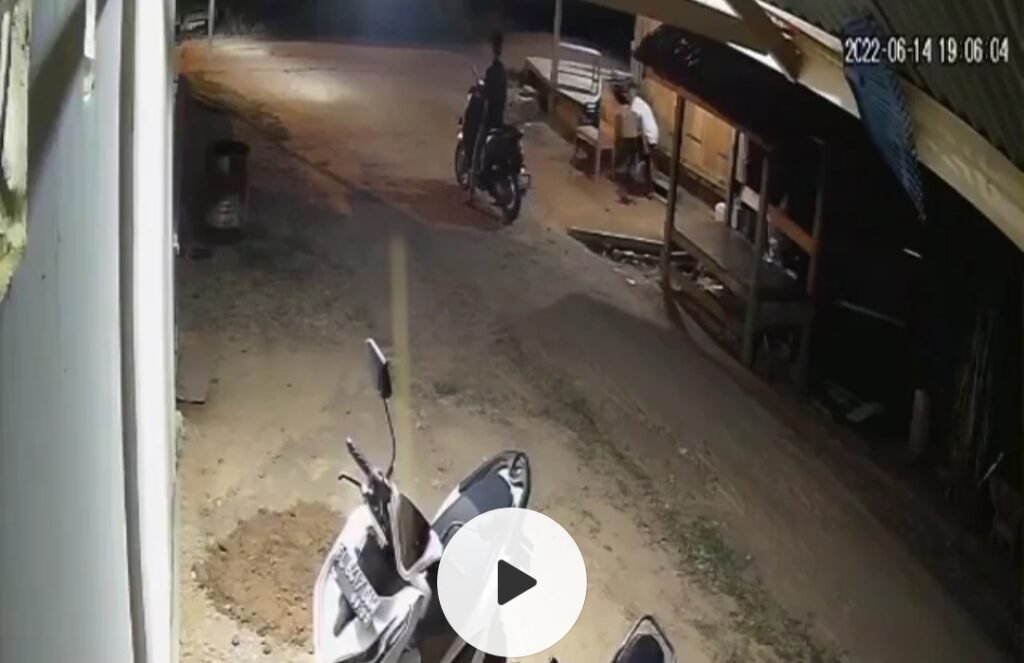 Detik – Detik Maling Tabung Gas di Simpang Ulim Terekam CCTV