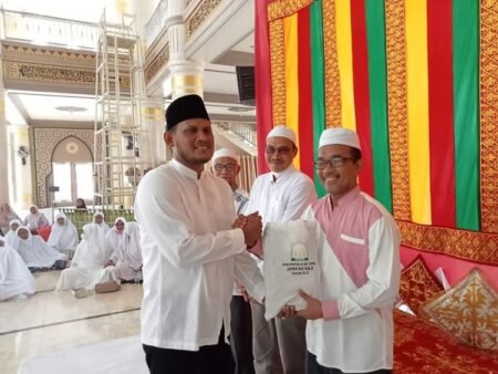 104 Jamaah Calon Haji Aceh Timur Dipeusijuk