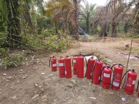 Api Rokok Jadi Penyebab Terbakarnya Tempat Penampungan Minyak Tradisional di Ranto Peureulak