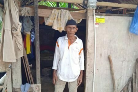 Talep Puteh Kini Tinggal di Gubuk Tak Layak Huni dan Butuh Perhatian