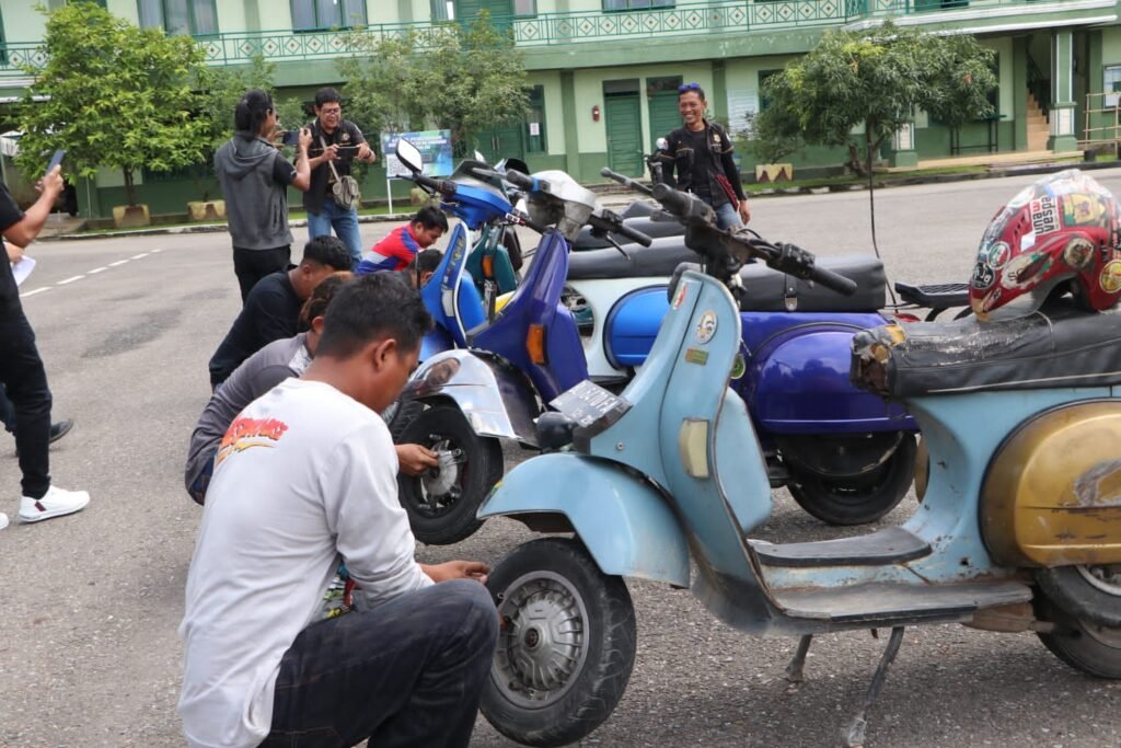 Bersama Komunitas Vespa Kota Langsa, Kodim 0104/Atim Gelar Komsos Kreatif