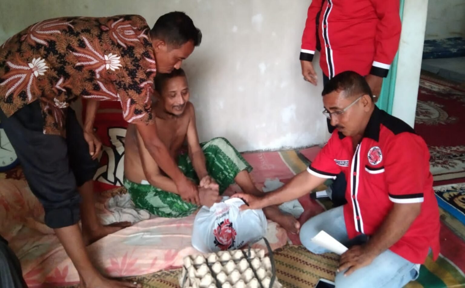 DPW PA Kota Langsa Kunjungi Kaum Dhuafa Melalui Program Saweu Gampong