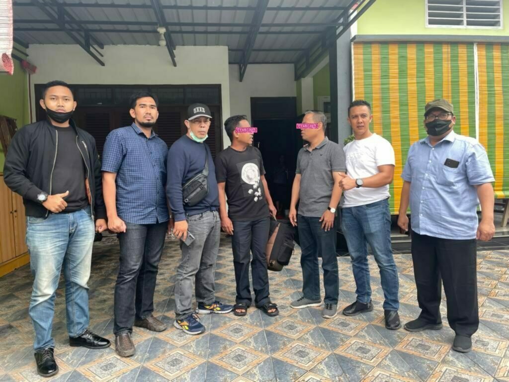 Kejati Aceh Bersama Kejari Aceh Timur Meringkus Dua Terdakwa Kasus Korupsi Sertifikasi Aset PT. KAI