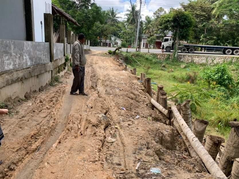 Warga Keluhkan Jalan Desa Keutapang Dua, Kecamatan Idi Timur Rusak Parah