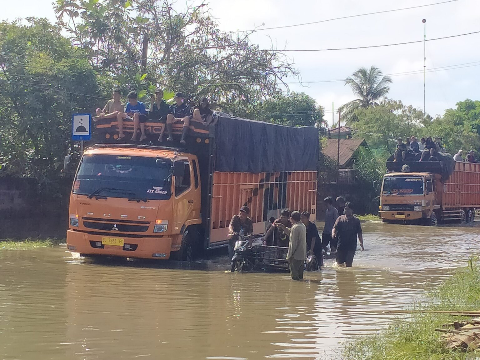 Banjir Surut, 4 Titik Badan Jalan yang Lumpuh di Aceh Tamiang Sudah Bisa Dilewati
