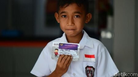 Bantuan Program Indonesia Pintar. Berapa dan Untuk Siapa ? Berikut Ketentuannya