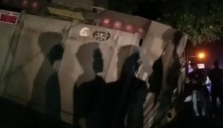 Mobil Angkut Sayur Menuju Padang Terbalik di Aceh Timur, Begini Kondisi Supir