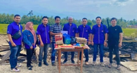 PT Mandala Finance Cabang Idi Aceh Timur Antar Bantuan ke Korban Musibah Kebakaran
