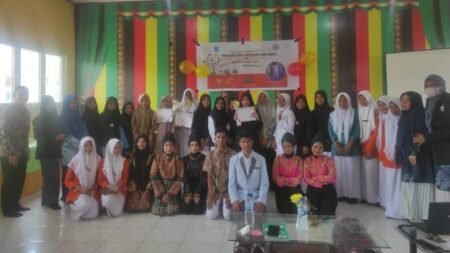 HUT PELITA ke-7, SMKN Taman Fajar Adakan Workshop Kepenulisan