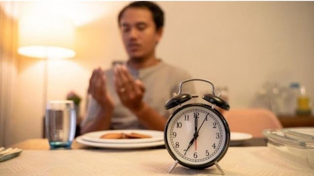 2 Bacaan Doa Buka Puasa Ganti Bulan Ramadan, Arab Latin Serta Artinya