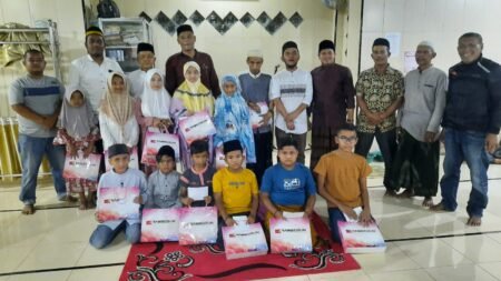 Desa Kuta Blang Sambut Idul Fitri dengan Berbagi Kepada Yatim Piatu