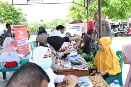 Sambut Hut Bhayangkara ke-77, Polres Aceh Timur dirikan posko pengobatan gratis