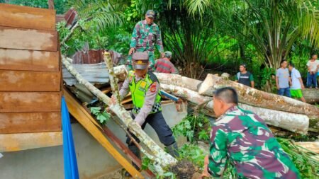 Hujan Lebat Mengguyur Aceh Timur Pada Selasa Sore, Empat Rumah Rusak Berat