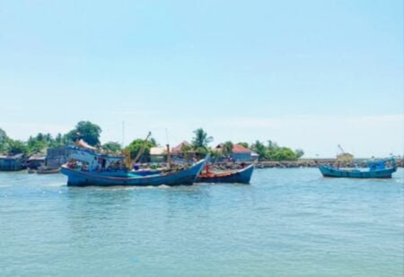 Nelayan Aceh Timur kembali melaut usai Idul Adha