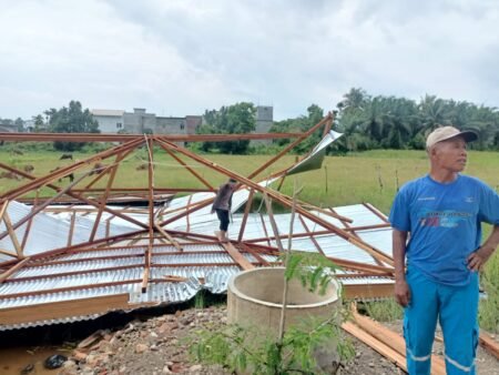 Sejumlah Rumah Warga Rusak Disapu Angin Kencang di Aceh Timur
