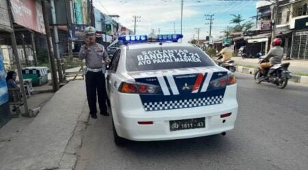 KBO Satlantas Polres Aceh Timur Sosialisai di Jalur KTL