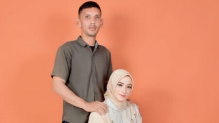 Dasril Menunggu Kabar Dari Pujaan Hatinya