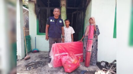 Mursyidah Daus Korban Kebakaran Rumah Terima Bantuan Masa Panik