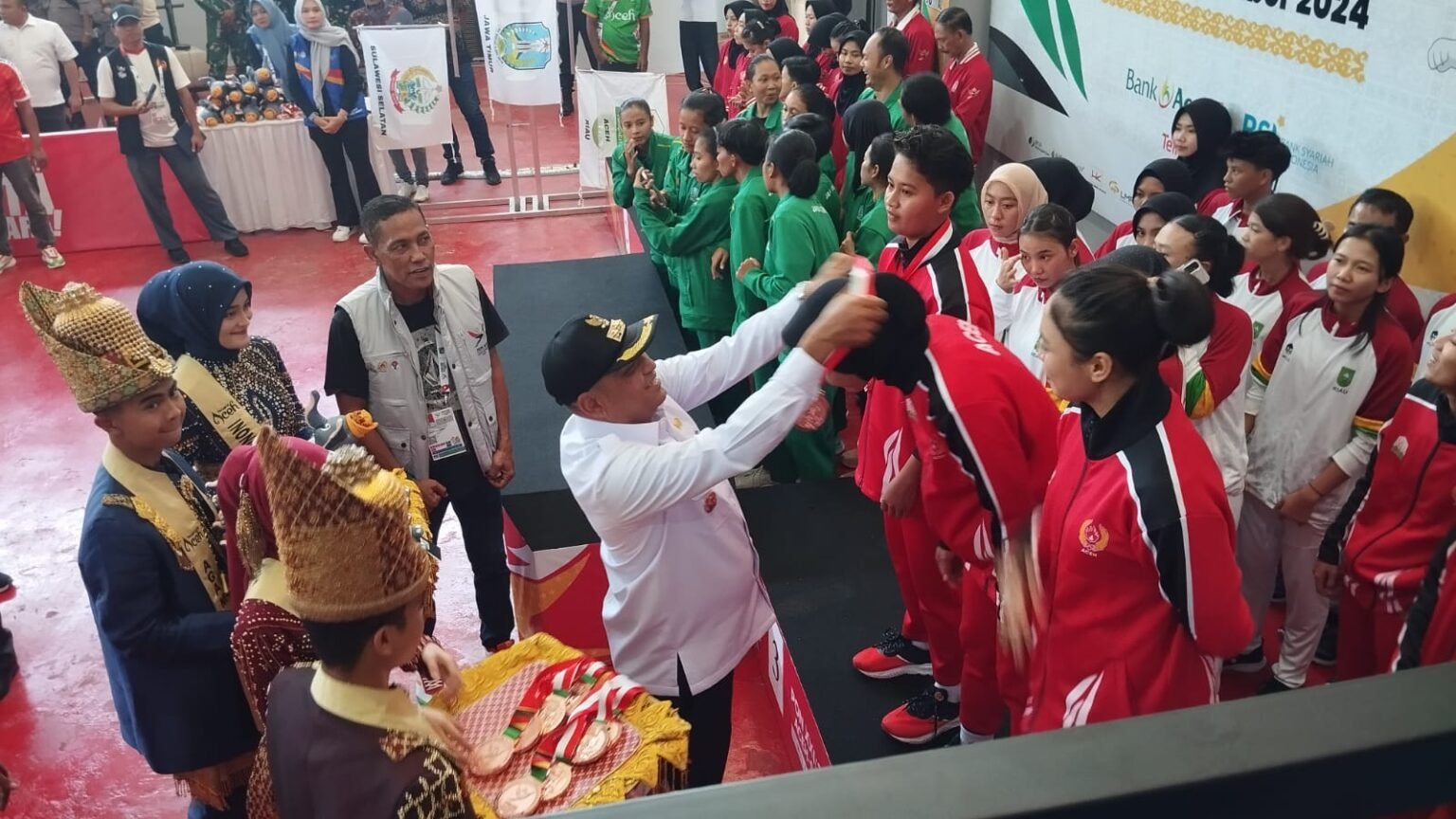 Jawa Timur dan Sulsel Sabet Emas Nomor Regu Putri dan Putra