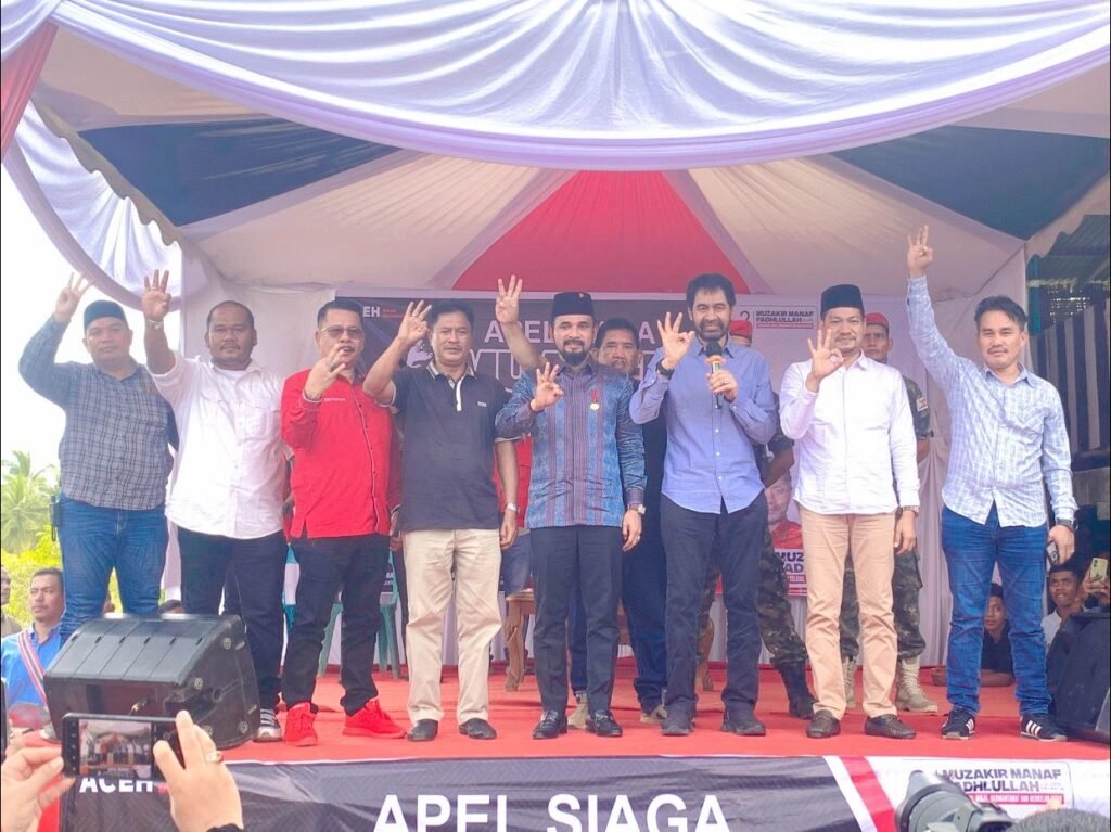 Tiba di Idi Cut, Mualem Serukan Menangkan Alfarlaky-Zainal di Aceh Timur