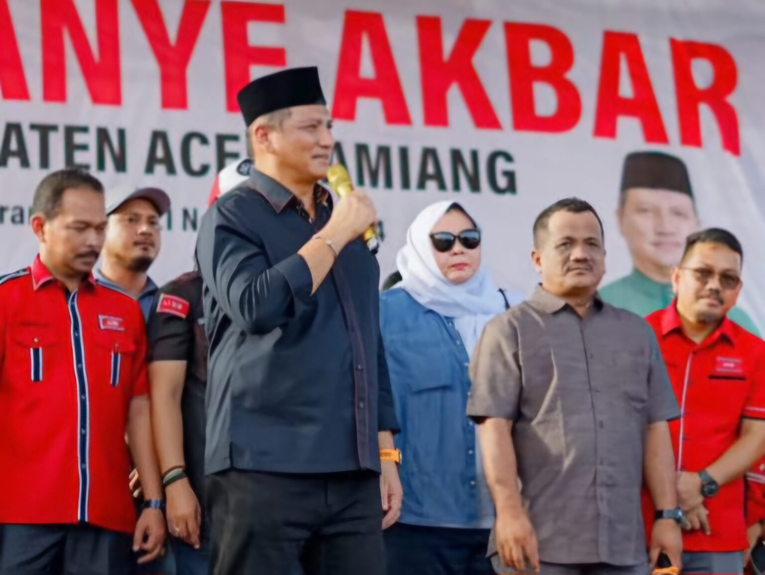 Warga Aceh Tamiang Yakin Armia Pahmi-Ismail Mampu Lanjutkan Pembangunan Jalan Elak