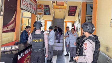 Gudang KIP Aceh Tamiang Dijaga Brimob, Polisi Tingkatkan Kewaspadaan