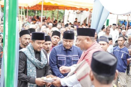 Senator Asal Aceh Tgk Ahmada Resmikan Dayah Istiqamatuddin di Idi Rayeuk Aceh Timur