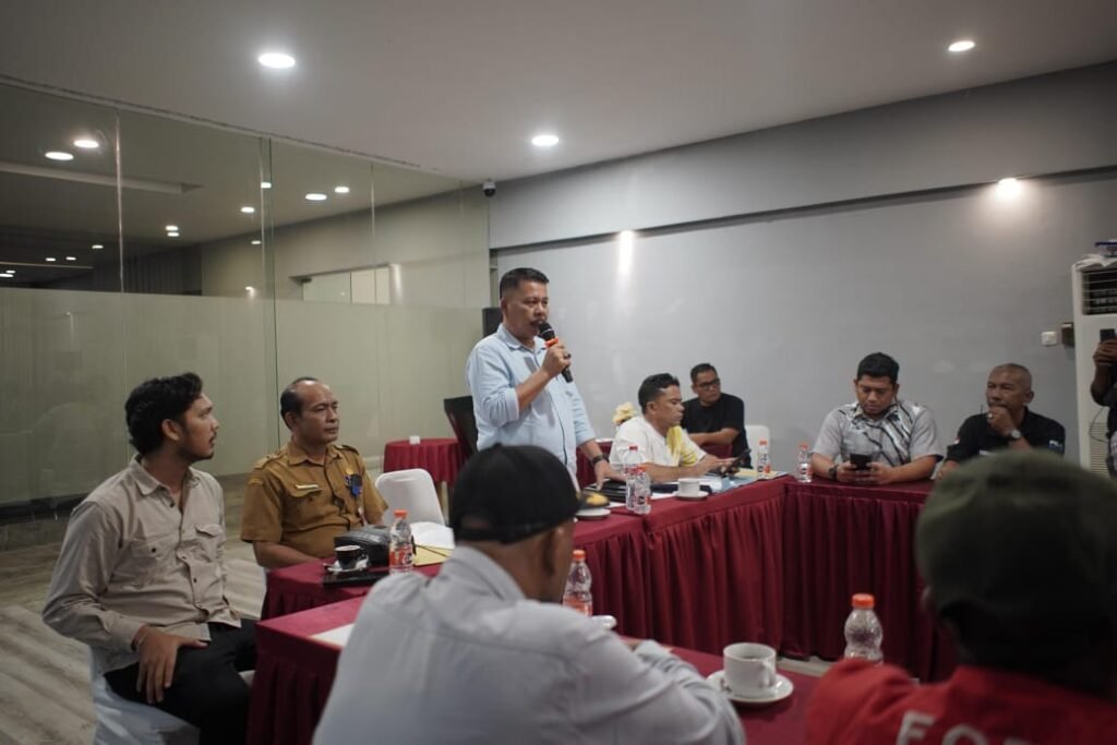 Kupiah Seukee Calon Ketua KONI Aceh Timur Disambut Hangat Seluruh Cabang Olahraga