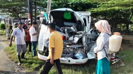 Kecelakaan Maut di Aceh Timur: Mobil Isuzu Tabrak Truk Colt Diesel