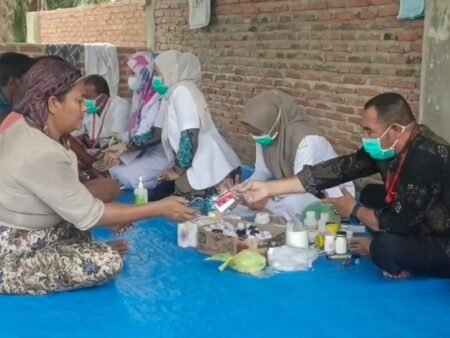 Cek Kondisi Kesehatan Rutin Pengungsi Etnis Rohingya Aceh Timur