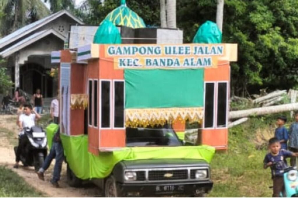 Gampong Ulee Jalan Siap Semarakkan Pawai Takbiran Idul Fitri dengan Mobil Hias
