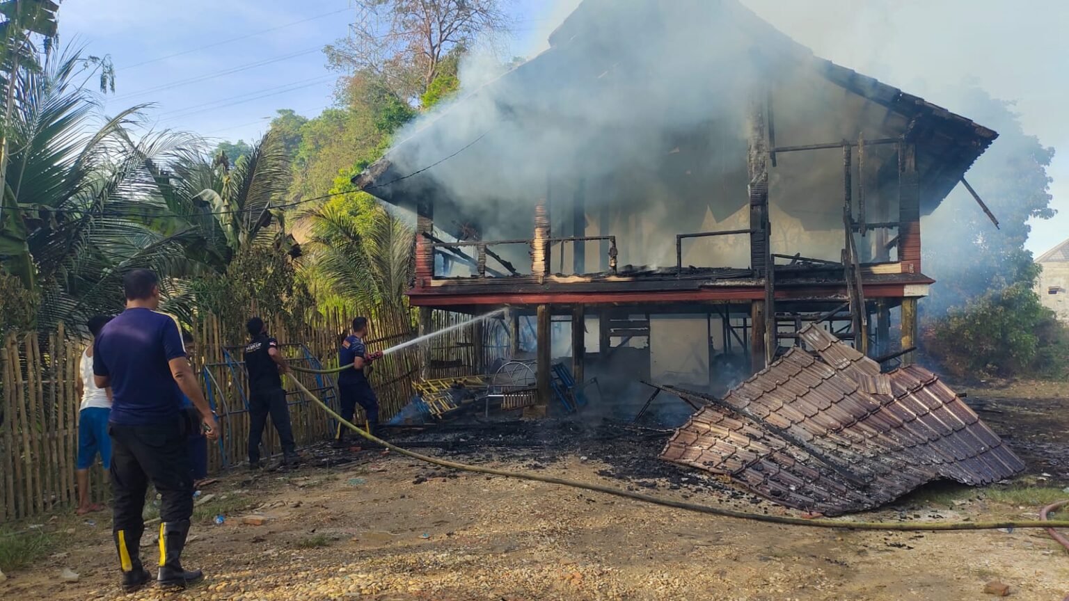 Kebakaran Hanguskan Meunasah di Aceh Timur, Kerugian Mencapai Rp800 Juta