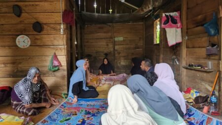 Anggota DPR Aceh, Iskandar PKB, Kunjungi Warga Sakit di Aceh Timur