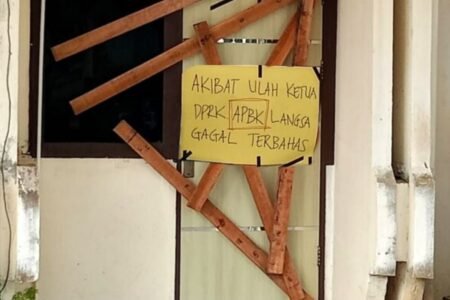 Sempat Disegel, Ruang Ketua DPRK Langsa Kembali Dibuka Bersama