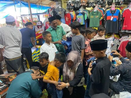 Sambut Idul Fitri, Sahabat Yatim Darul Aman Sukses Belanja Baju Lebaran Anak Yatim