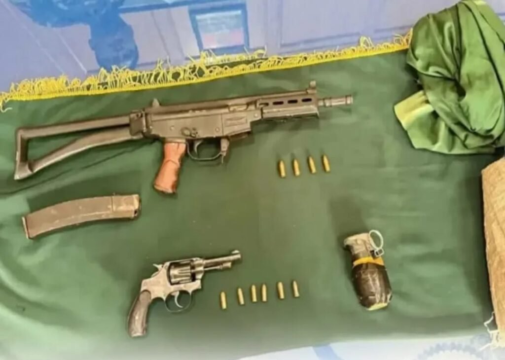 Masyarakat Aceh Kembali Serahkan Senjata Api ke Pihak TNI, Lagi dan Lagi!