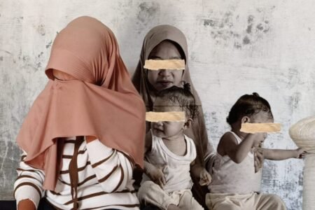 Air Mata Tak Henti: Istri Pawang Boat Aceh Timur Menangis Haru Menanti Suami Pulang