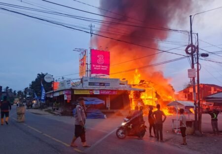 Kebakaran 4 Unit Ruko di Sungai Raya, Kerugian Ditaksir Rp 2,2 Miliar