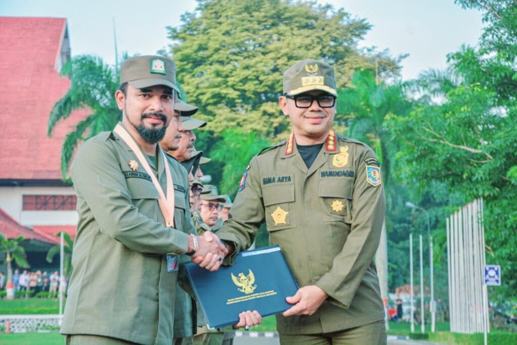 Bupati Al Farlaky Dikukuhkan Sebagai Alumni kehormatan IPDN di Retreat Gelombang Ke-2