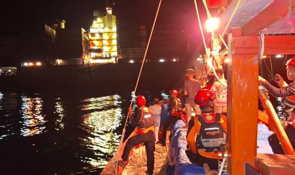 Tim Gabungan Jemput ABK KM Peuga Laot Yang Tengelam di Selat Malaka
