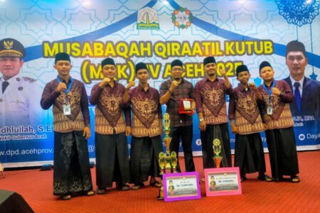 Kafilah Aceh Timur Raih 2 Piala Musabaqah Qiraatul Kutub Provinsi Aceh