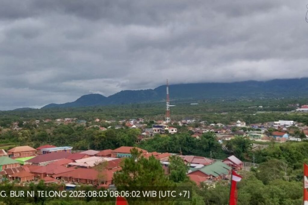 Gunung Api Bur Ni Telong di Bener Meriah Berstatus Waspada