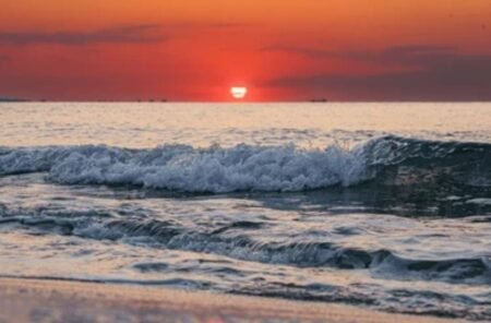 Aceh Gerhana Bulan, BMKG Prediksi Gelombang Laut